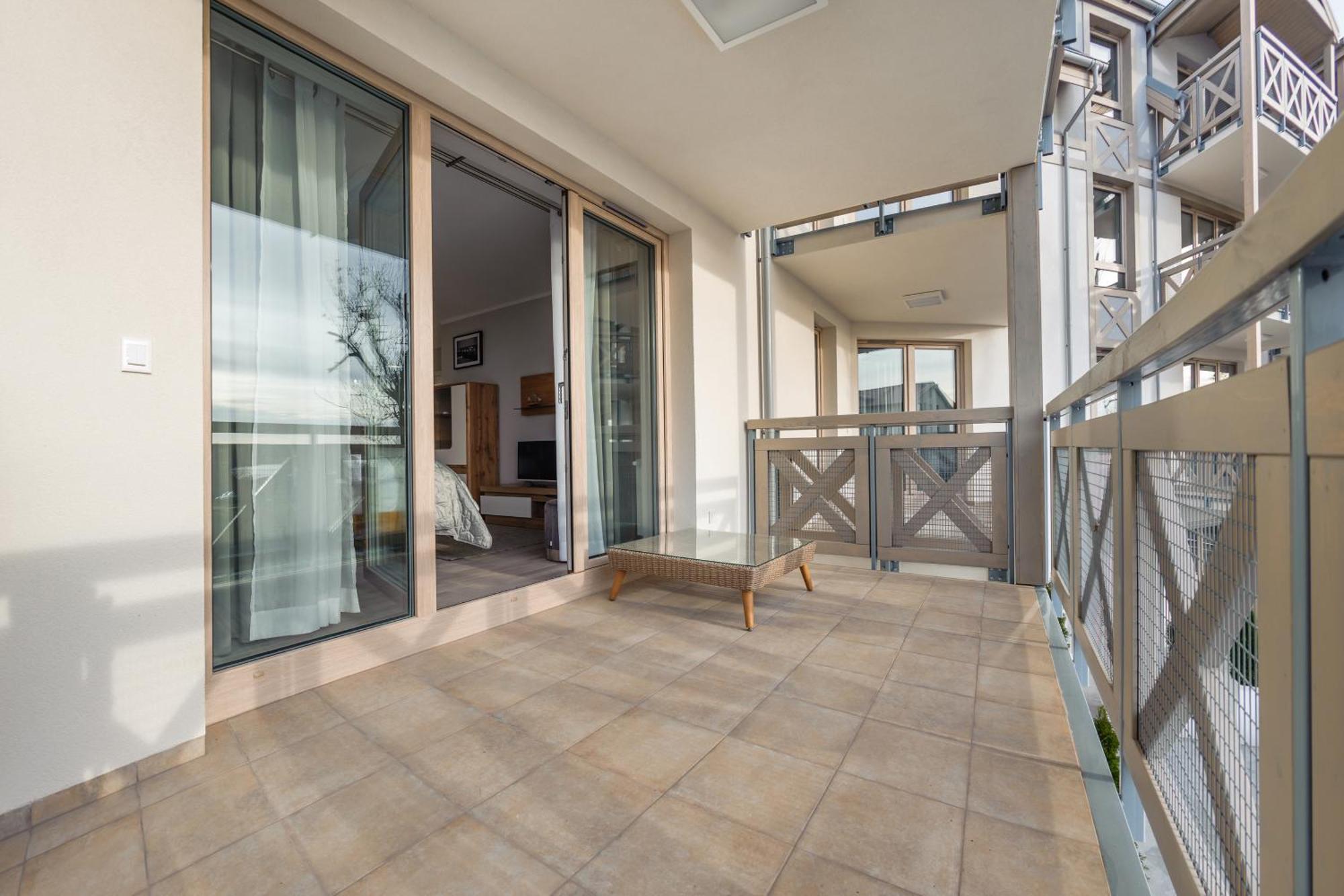 Apartamenty Sun & Snow Rezydencja Park ミエルノ エクステリア 写真